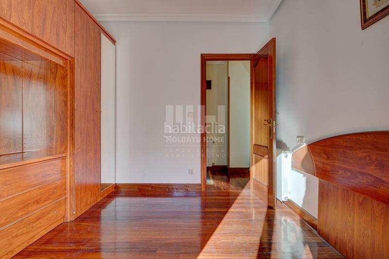 Foto fb78bfc9-cfe6-44b3-9dc0-bee7e97b4266. Piso calle aduana con gran terraza en Centro - Mendibil - Santiago Irun