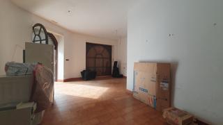 Lloguer Local Comercial a Centro - Mendibil - Santiago. Local comercial con exterior en pleno centro de irun