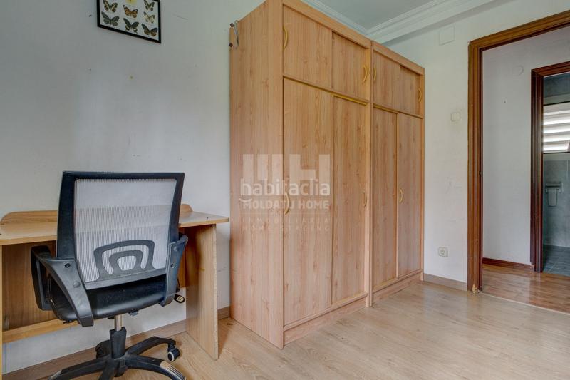 Foto d69664c8-83a4-4dab-94e4-c07341559b4c. Piso cuarta planta exterior muy luminosa en Azken Portu - Behobia Irun