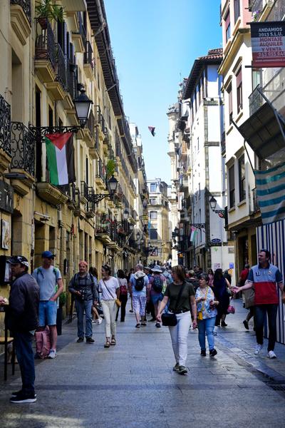 Foto 4167f602-1346-4553-a1f1-59a98c79f94f. Etagenwohnung mit heizung in Parte Vieja Donostia - San Sebastián