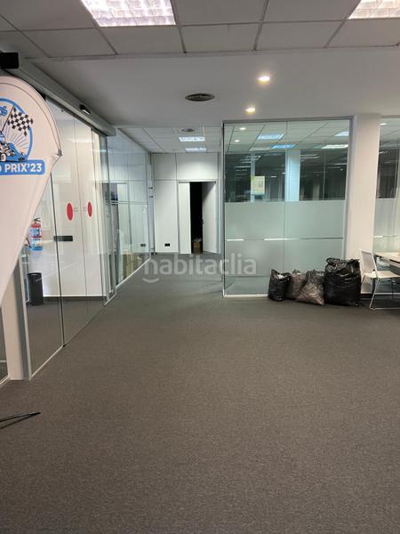 Foto d76f25c7-5dcc-4bb9-aa36-574fcabf6175. Alquiler local comercial  en deusto en Bilbao