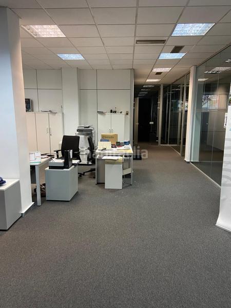 Foto 859be3c8-4f6b-4ffc-ba1d-633b014783c3. Location local commercial dans San Pedro de Deusto - La Ribera Bilbao