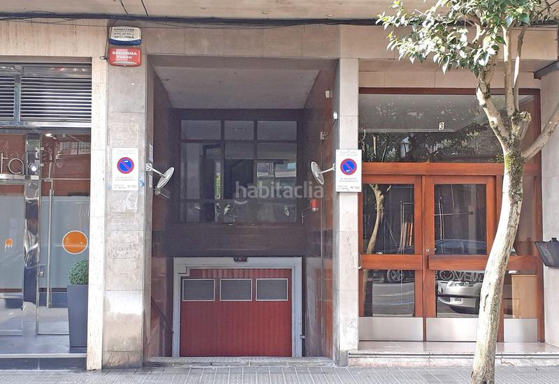 Foto 1255a3cd-1ba3-45d3-9bc5-c40039e87f05. Posto auto in San Pedro de Deusto - La Ribera Bilbao