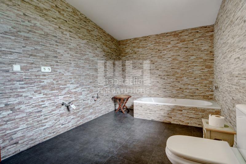 Foto 1a9e06fb-e856-43ac-a936-3156710d8178. Casa con parcheggio in Amezketa