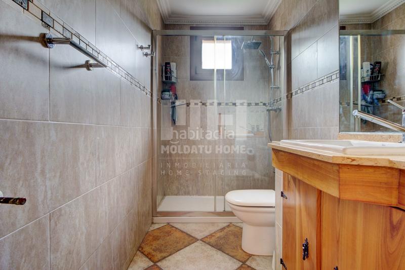 Foto c935e109-57d7-414b-8e13-9f4910fa4517. Casa con parcheggio in Amezketa