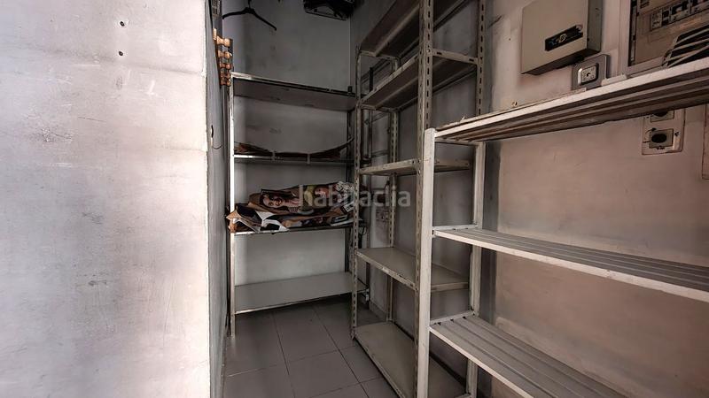 Foto 52b18f33-40c1-42ae-8be4-333c5e278712. Alquiler local comercial  en pleno centro del paseo colón en Irun