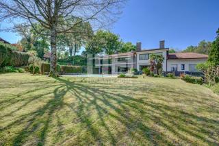 Chalet in Jaizubia - Urdanibia - Puiana. Imponente villa unifamiliar situada en una de las mejores parcel