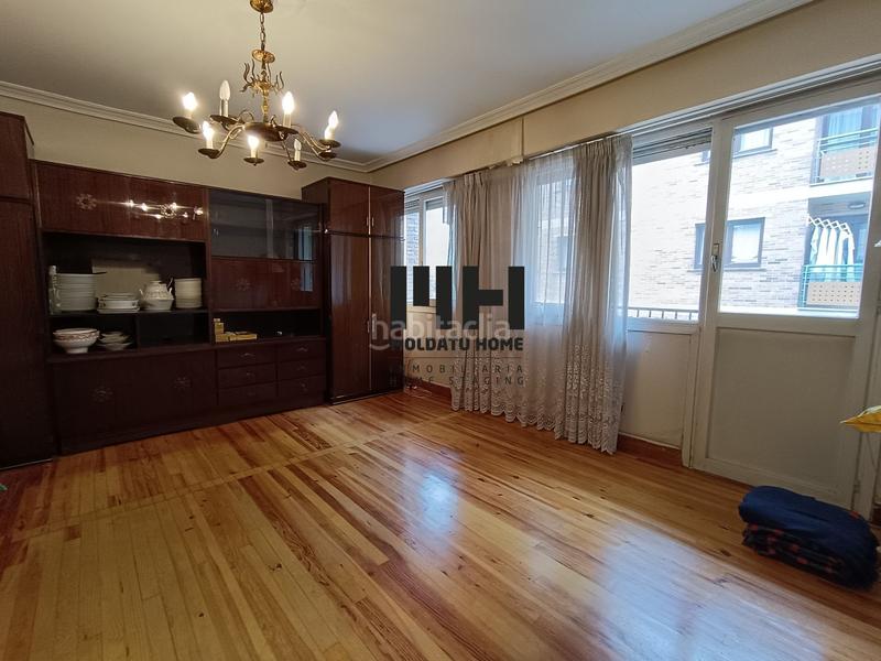 Foto 7530e043-7913-49b5-b5ef-905dba8b577a. Piso  en venta en kale berria en Villabona