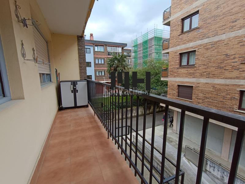 Foto 78b1561c-f55c-420a-8822-6d2575130b4e. Piso  en venta en kale berria en Villabona