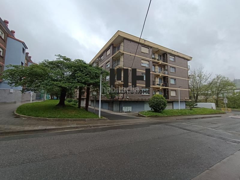 Foto b2396690-b680-444d-83fa-4417f59da8c3. Piso  en venta en kale berria en Villabona