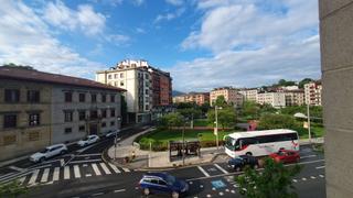 Pis a Centro - Mendibil - Santiago. Vivienda a reformar de 70m en el centro de irun