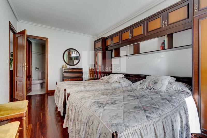 Foto ee5edf7e-c026-490d-894a-6dfa202b4389. Piso calle lezo con garaje incluido en Pinar - Anaka - Belaskoenea Irun