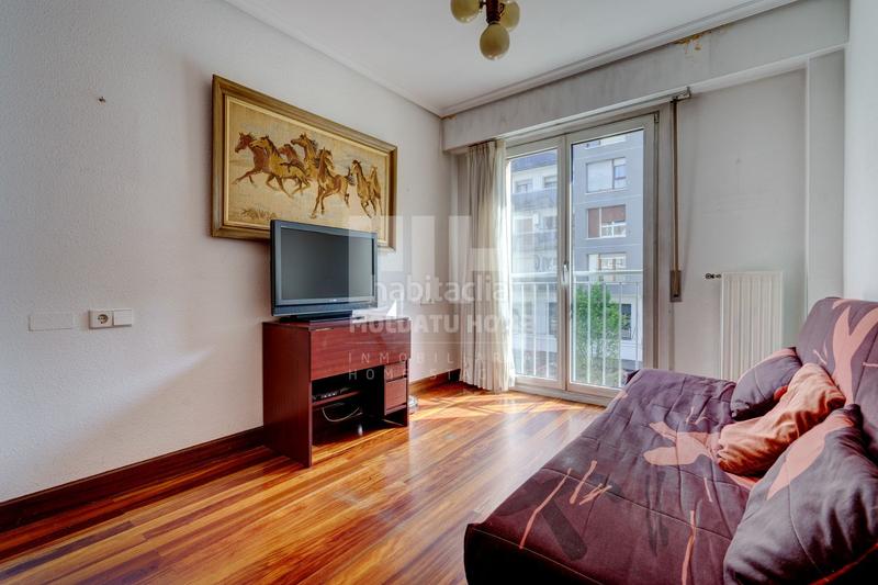 Foto f2d7b3bd-ba2d-4f48-9da1-9cc2cf16762b. Piso calle lezo con garaje incluido en Pinar - Anaka - Belaskoenea Irun