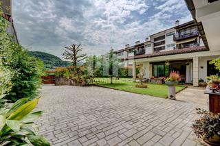 Casa en Oiartzun. Oiartzun  villa en aldapa behekoa
