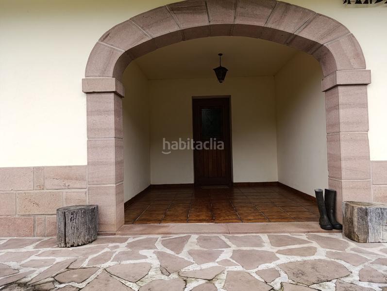Foto abc1754b-bd59-440c-a7db-98c76ec6260f. Casa  unifamiliar en un entorno tranquilo y pintoresco en Baztan