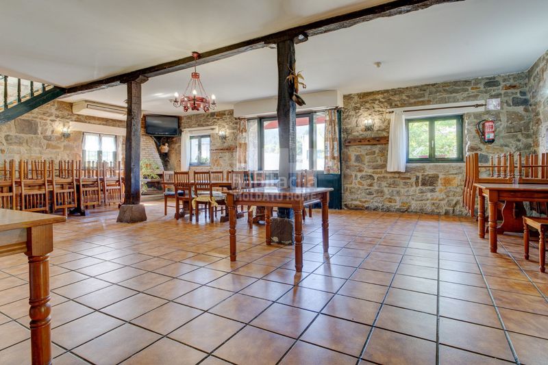 Foto b085847c-e72f-41f3-bebd-42b779b9af98. Casa a Ezkio - Itsaso