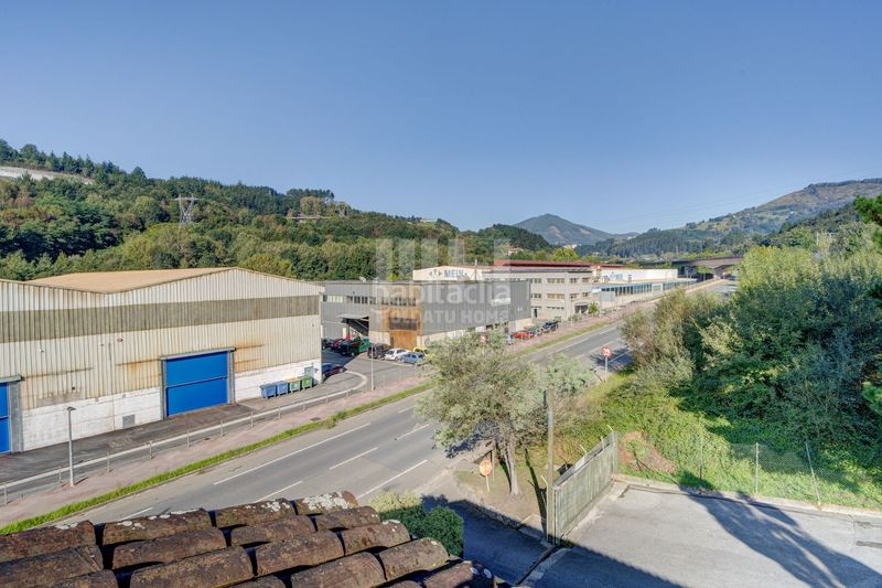 Foto cffd3cff-b8ad-4332-aa3c-eab281212956. Casa a Ezkio - Itsaso