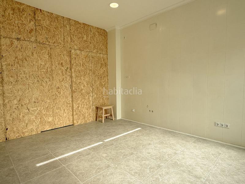 Foto 44c15667-244b-4db7-b1c1-fc18d5e6d811. Rent business premise in Pinar - Anaka - Belaskoenea Irun
