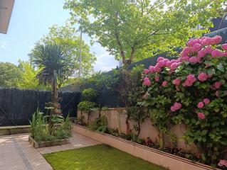 Appartement à Lemoa. Espectacular bajo con jardin en el centro de lemoa