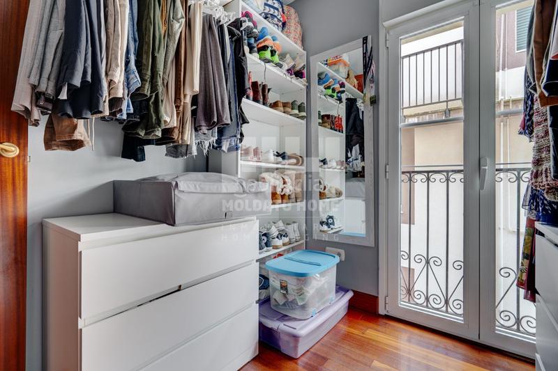 Foto 9d569819-cfe8-4e18-b711-6da3f94a45af. Piso exclusivo piso en la plaza iparagirre una joya en el corazón del pueblo! en Urretxu