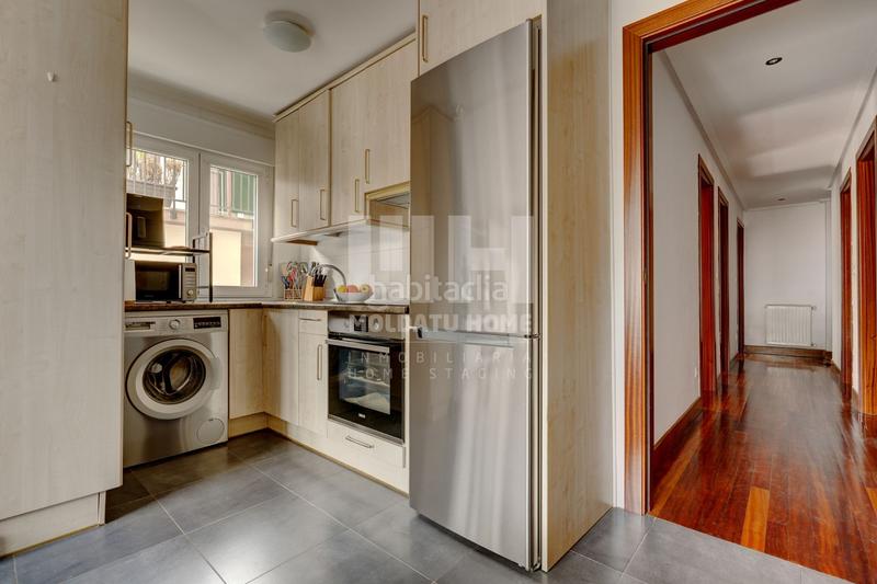 Foto cc19f613-fdc3-4107-8a14-7039243d0d37. Piso exclusivo piso en la plaza iparagirre una joya en el corazón del pueblo! en Urretxu