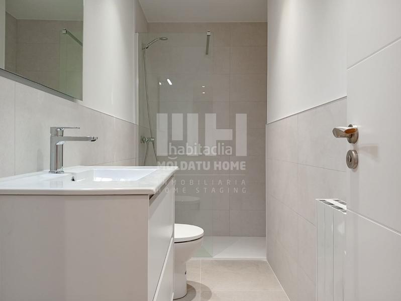 Foto 1b8d437a-6d64-4095-b054-bd74fabd4351. Piso en Área Romántica Donostia - San Sebastián