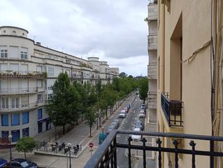 Appartement à Centro - Mendibil - Santiago. Oportunidad única en el centro de irún, piso de 81m a reformar
