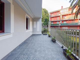 Pis a Egia. Piso con terraza en egia