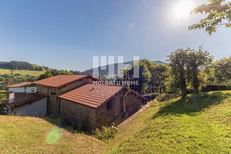 Foto c0e2d9bb-1b12-45c9-aef2-5ea0eeb51670. Casa  en Zalla
