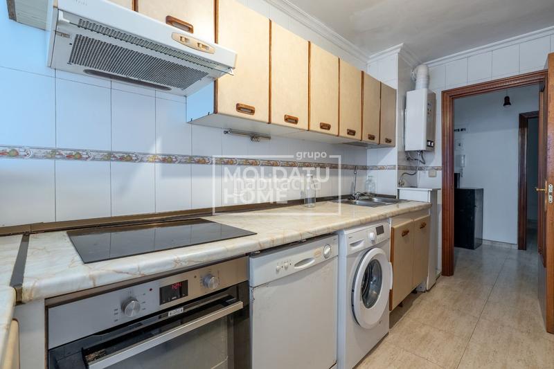 Foto 29645aa7-b006-4abd-8db0-c76600f260bf. Piso  en zona de artia 86m en Azken Portu - Behobia Irun