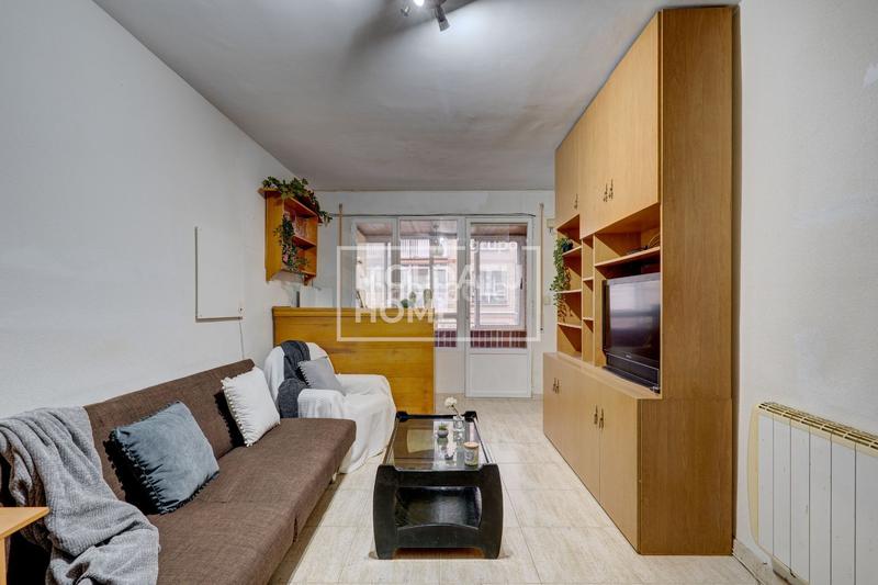 Foto 78cda875-9d9f-401c-a63d-ba5c51e39dea. Piso  en zona de artia 86m en Azken Portu - Behobia Irun