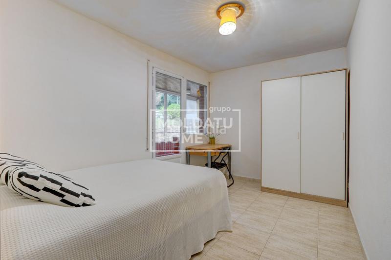 Foto 8f220fa8-6f1b-4966-8591-d5517314089c. Piso  en zona de artia 86m en Azken Portu - Behobia Irun