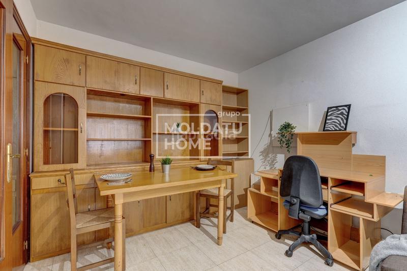 Foto 9a4e352f-ca11-4765-9b74-c06a2b379764. Piso  en zona de artia 86m en Azken Portu - Behobia Irun