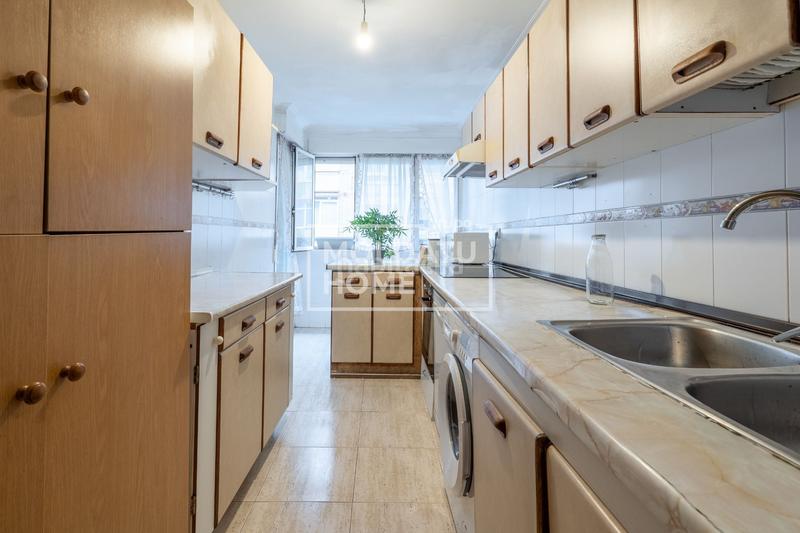 Foto cf22b529-6124-4c02-892a-dec83aa29210. Piso  en zona de artia 86m en Azken Portu - Behobia Irun