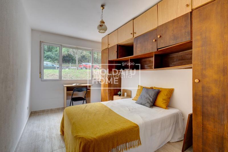 Foto f15c2b28-4601-4f14-b5ea-88333c02cb38. Piso  en zona de artia 86m en Azken Portu - Behobia Irun