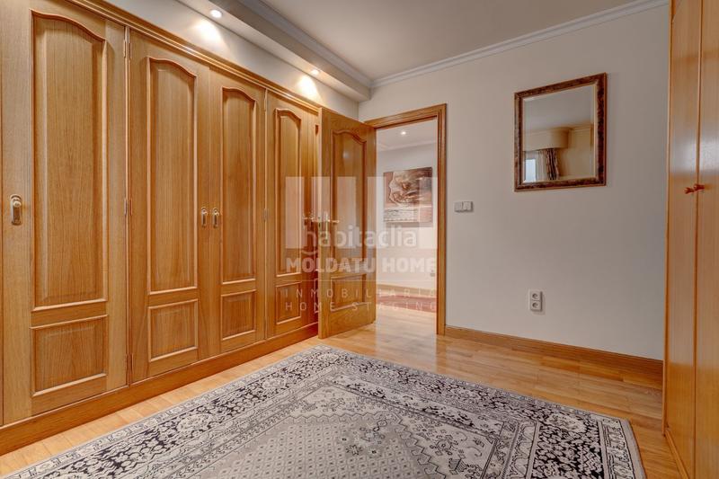 Foto 2f3b5d54-0917-4407-baa3-28178cffbd32. Appartamento con riscaldamento parcheggio in Antiguo Donostia - San Sebastián