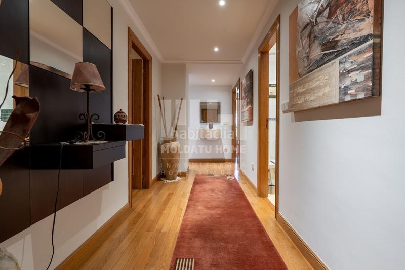 Foto 53e54065-4003-4037-bb43-568d3b61d0d2. Appartamento con riscaldamento parcheggio in Antiguo Donostia - San Sebastián