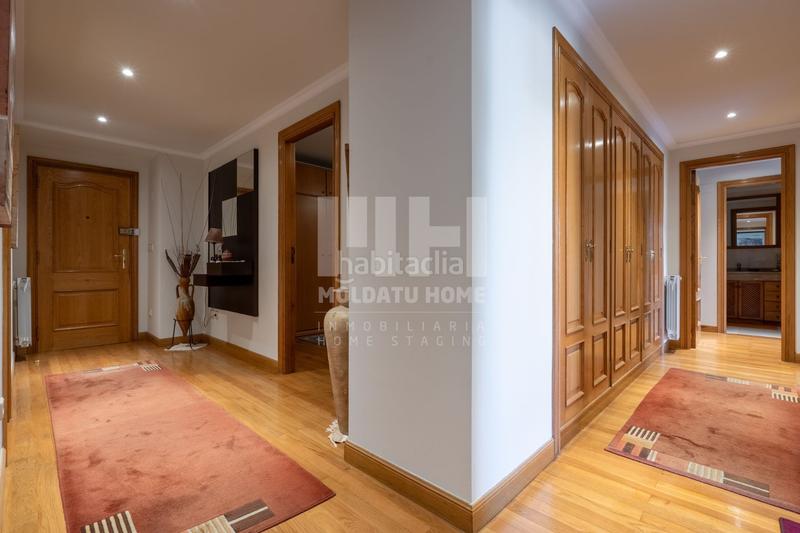 Foto 658d106d-82fd-4455-b1e2-fe2f4cfebe62. Appartamento con riscaldamento parcheggio in Antiguo Donostia - San Sebastián