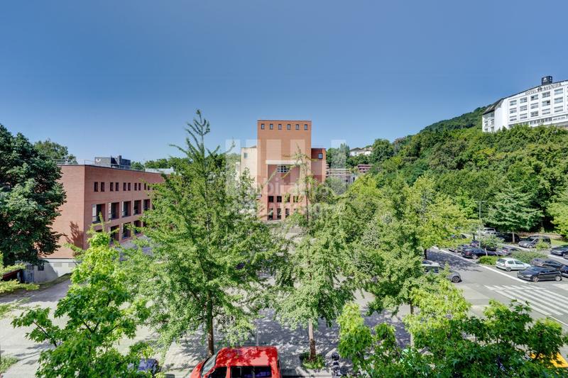 Foto dba8d38b-530f-437e-af6a-43161a49048d. Appartamento con riscaldamento parcheggio in Antiguo Donostia - San Sebastián