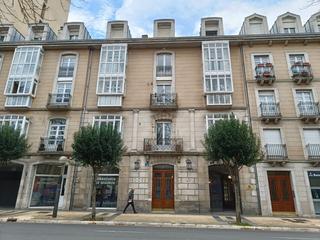 Pis  Santiago ramon y cajal. Atico en el centro de vitoria