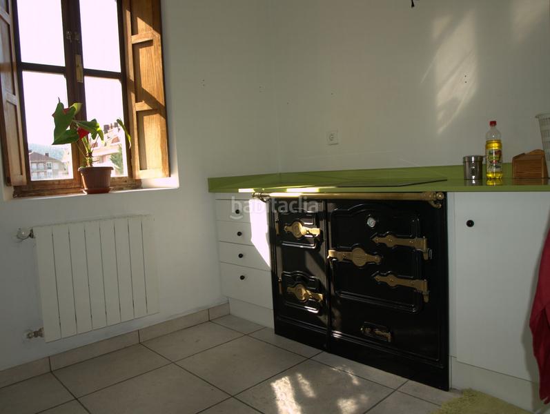 Foto 4f630d43-b34d-44ae-81d7-f7e2fb9e992b. Casa amb calefacció a Bárcena de Cicero