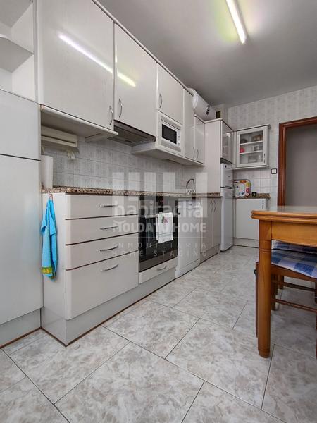 Foto 0dbeb61f-a940-4352-b56b-b3add6cdf0e9. Appartamento con riscaldamento in Altza Donostia - San Sebastián