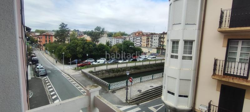 Foto f5adb1fd-8d43-4257-a660-032f1bf1b969. Appartamento con riscaldamento in Palmera - Dumboa - Arbes Irun