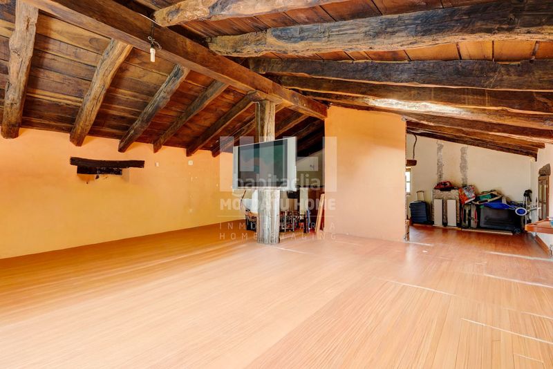 Foto 96bdb85e-e421-4ea0-8265-03983fc660a9. Casa amb calefacció aparcament a Tolosa