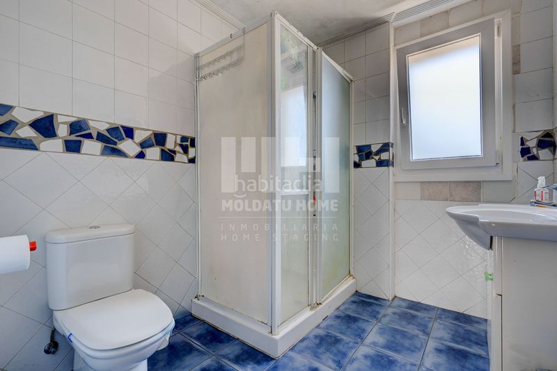 Foto 1b668970-a01a-48b2-b4b1-1cb0e1c64d65. Edifici a Lezo