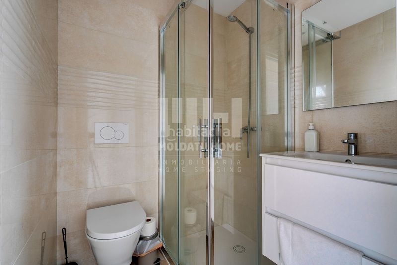 Foto fddccc26-f967-4770-a2ff-d3eacd98fc74. Edifici a Lezo