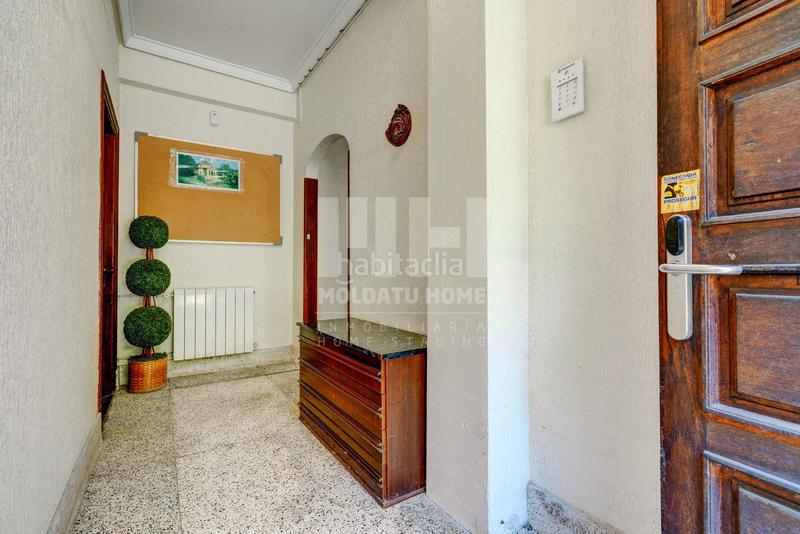 Foto 70c7d35b-ead8-42f8-9cd7-422b3997fb0b. Casa amb aparcament a Lezo