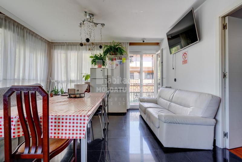 Foto 7375e2d4-00fe-43e7-be8a-84848d1ff6f5. Casa amb aparcament a Lezo