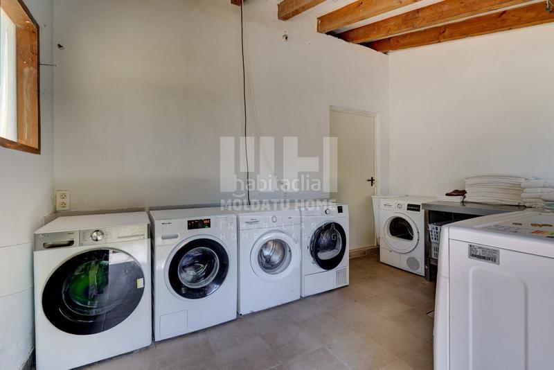 Foto af5bf234-4f32-44f6-8093-bdec39c8675e. Casa amb aparcament a Lezo