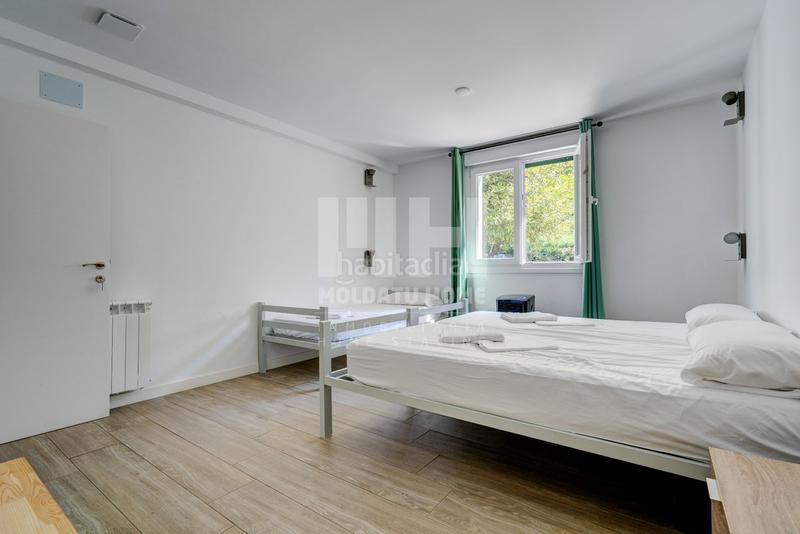 Foto b938e664-7955-4a67-93f6-6341e4061057. Casa amb aparcament a Lezo